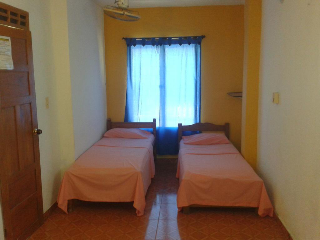 Hotel Hospederia Casa Familiar Santa Marta  Habitación foto